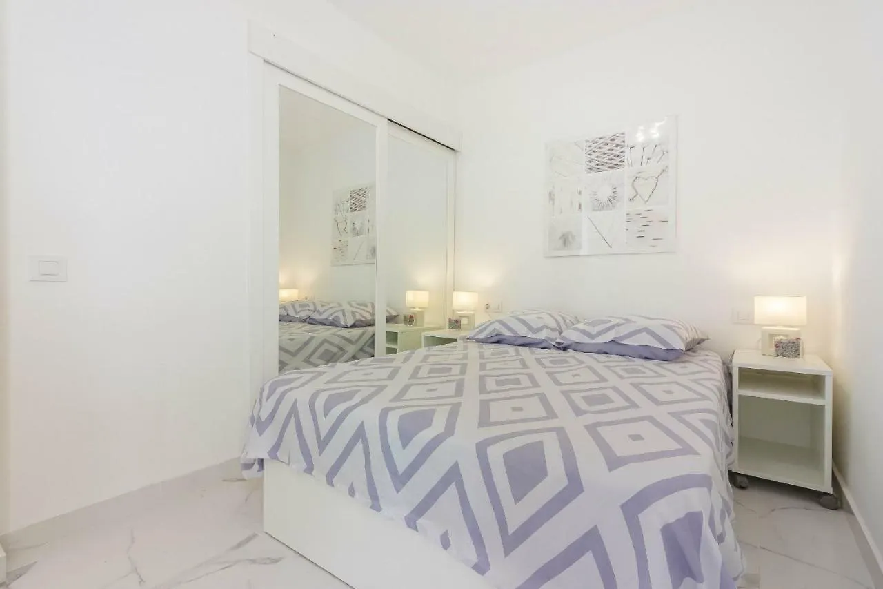 Playa Honda 1A008 Apartment Playa de las Americas  Playa de las Americas (Tenerife)